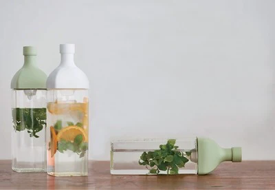 HARIO KaKu Cold Brew Bottle - Smoky Green (BPA-free Tritan resin) - Image 3